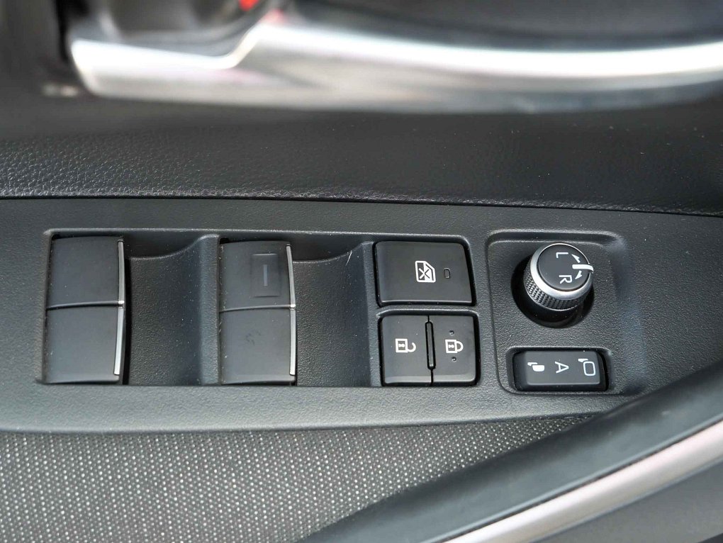 Toyota Corolla 1.5 VVT-i 