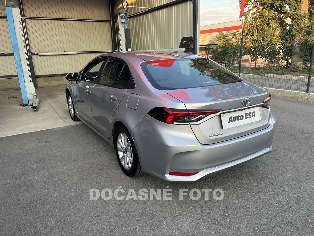 Toyota Corolla 1.5 VVT-i 