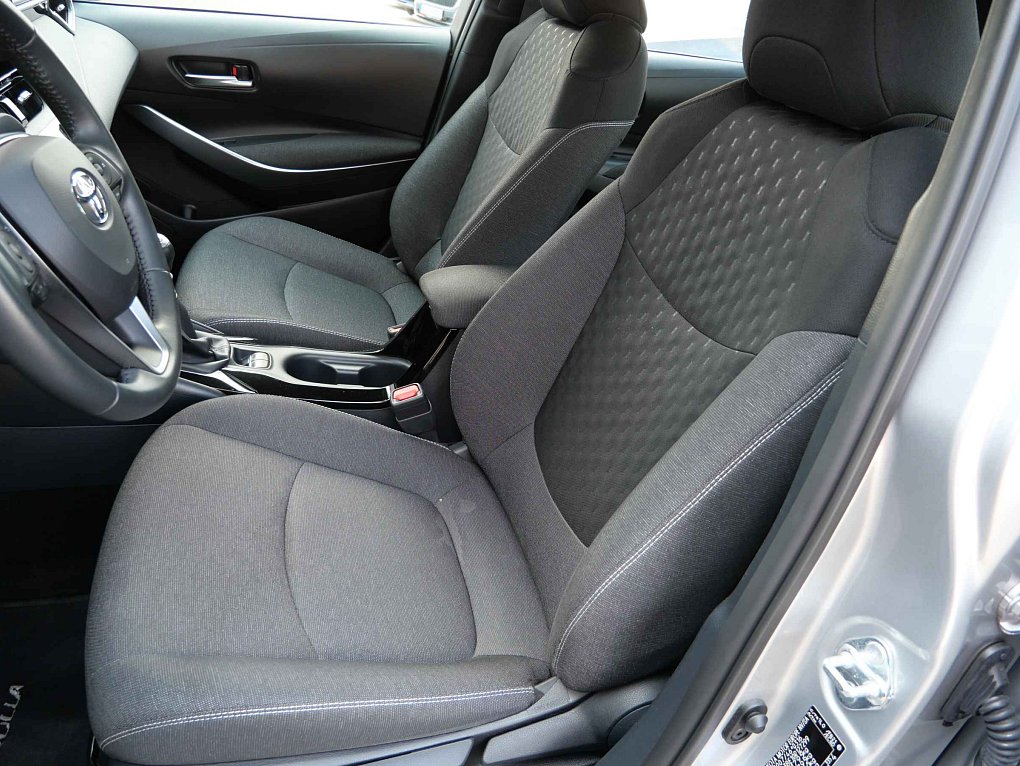 Toyota Corolla 1.5 VVT-i 