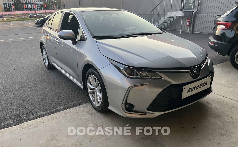 Toyota Corolla 1.5 VVT-i 