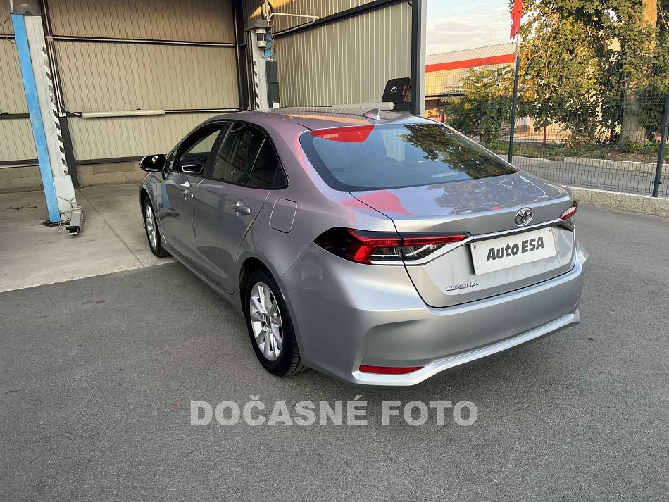 Toyota Corolla 1.5 VVT-i 