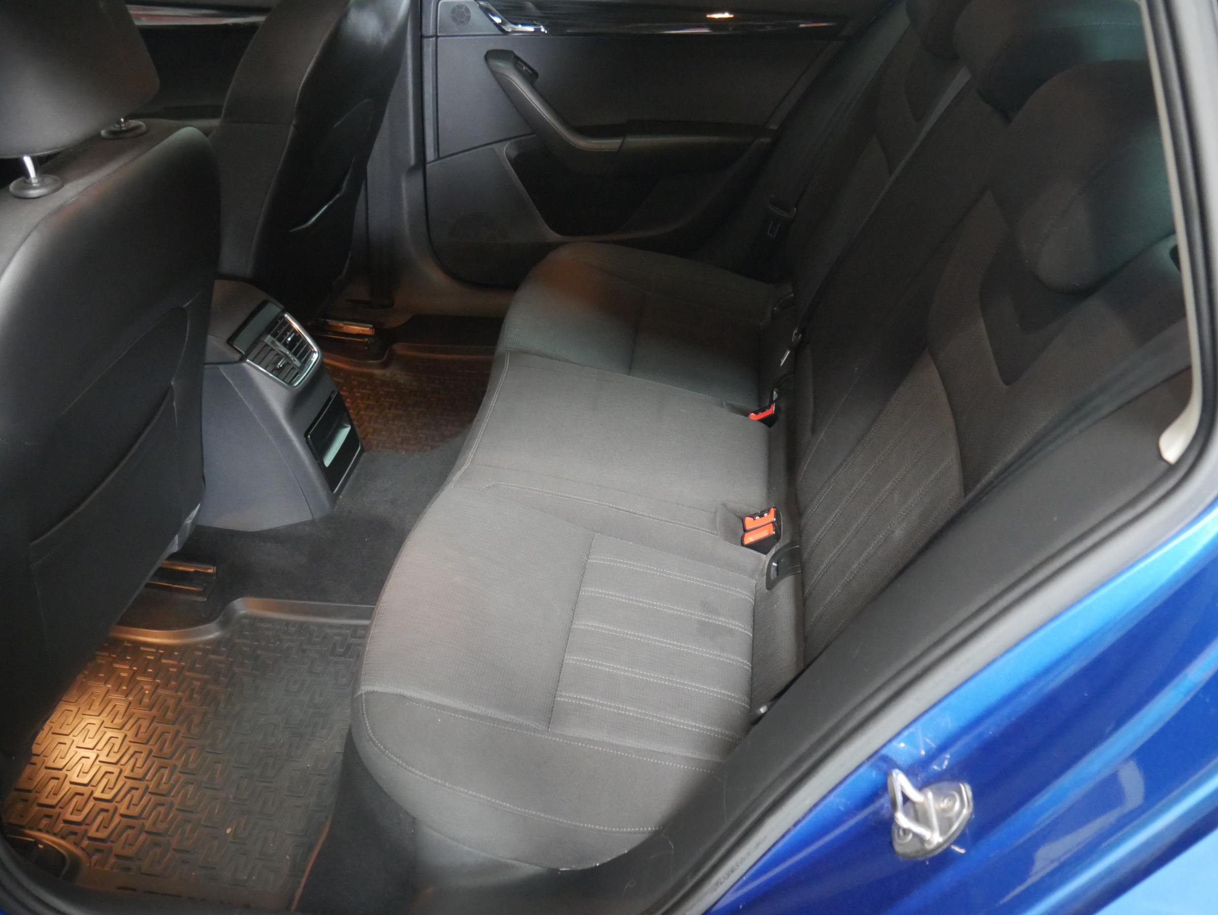 Škoda Octavia III, 2017 - pohled č. 10