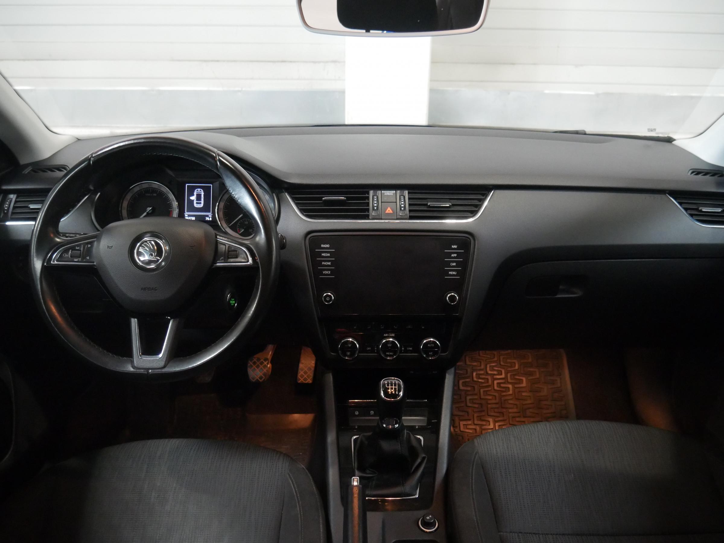 Škoda Octavia III, 2017 - pohled č. 8