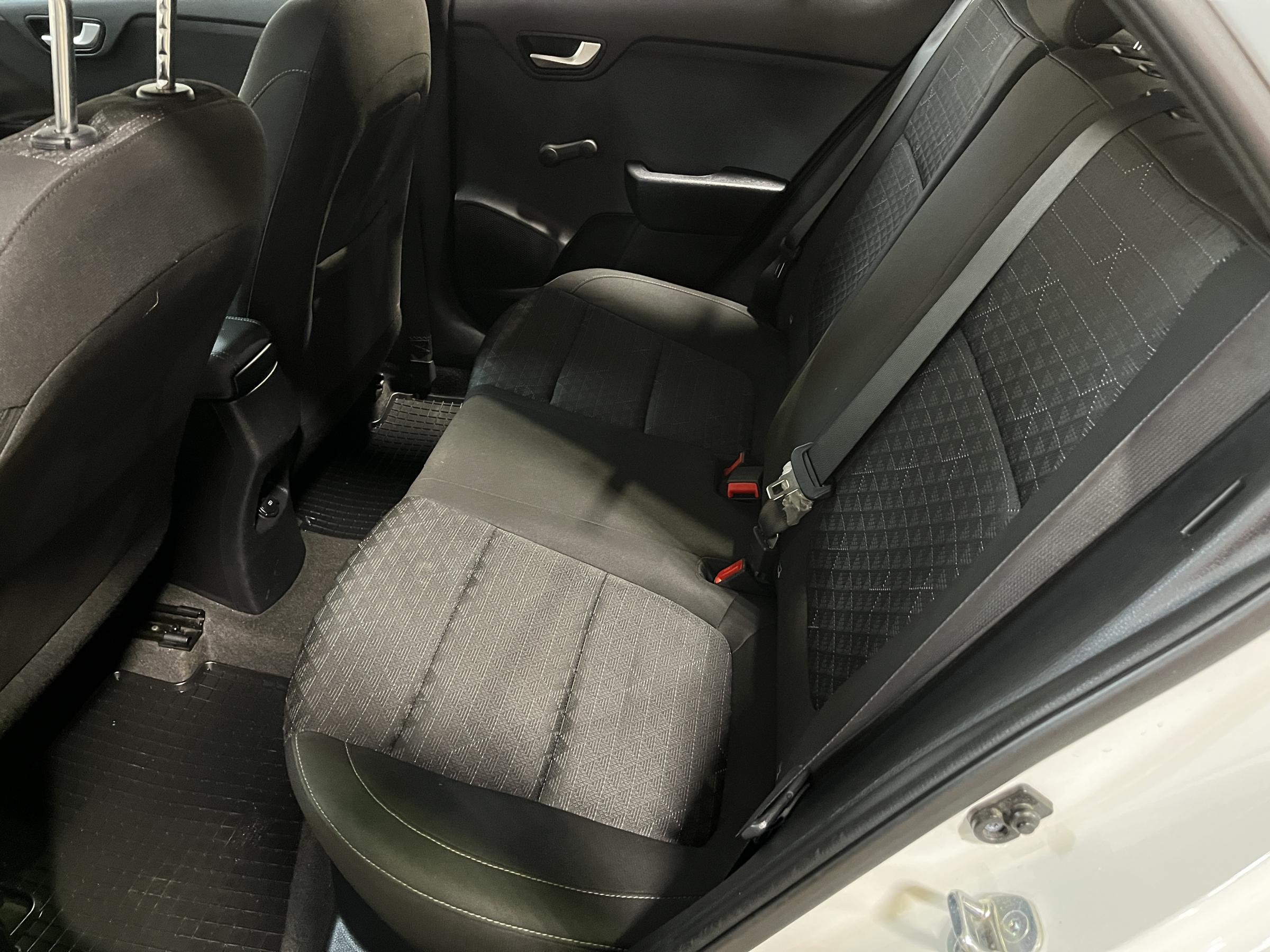 Kia Rio, 2020 - pohled č. 10