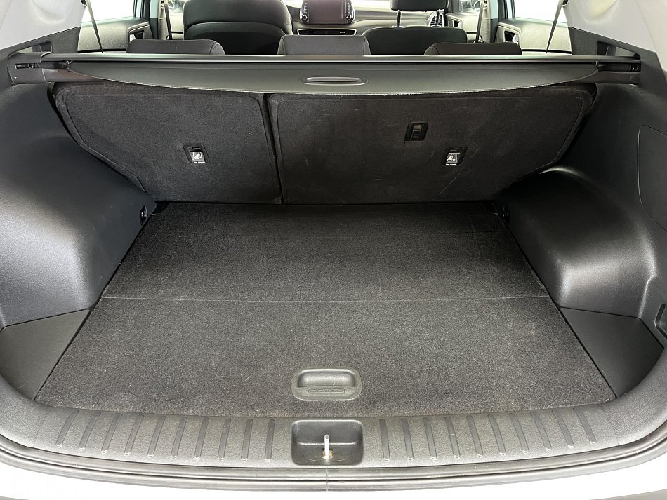 Hyundai Tucson 1.6 TGDi Trikolor