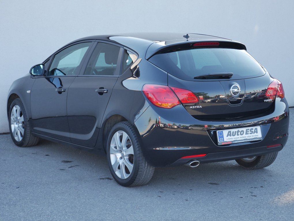 Opel Astra 1.4 T 