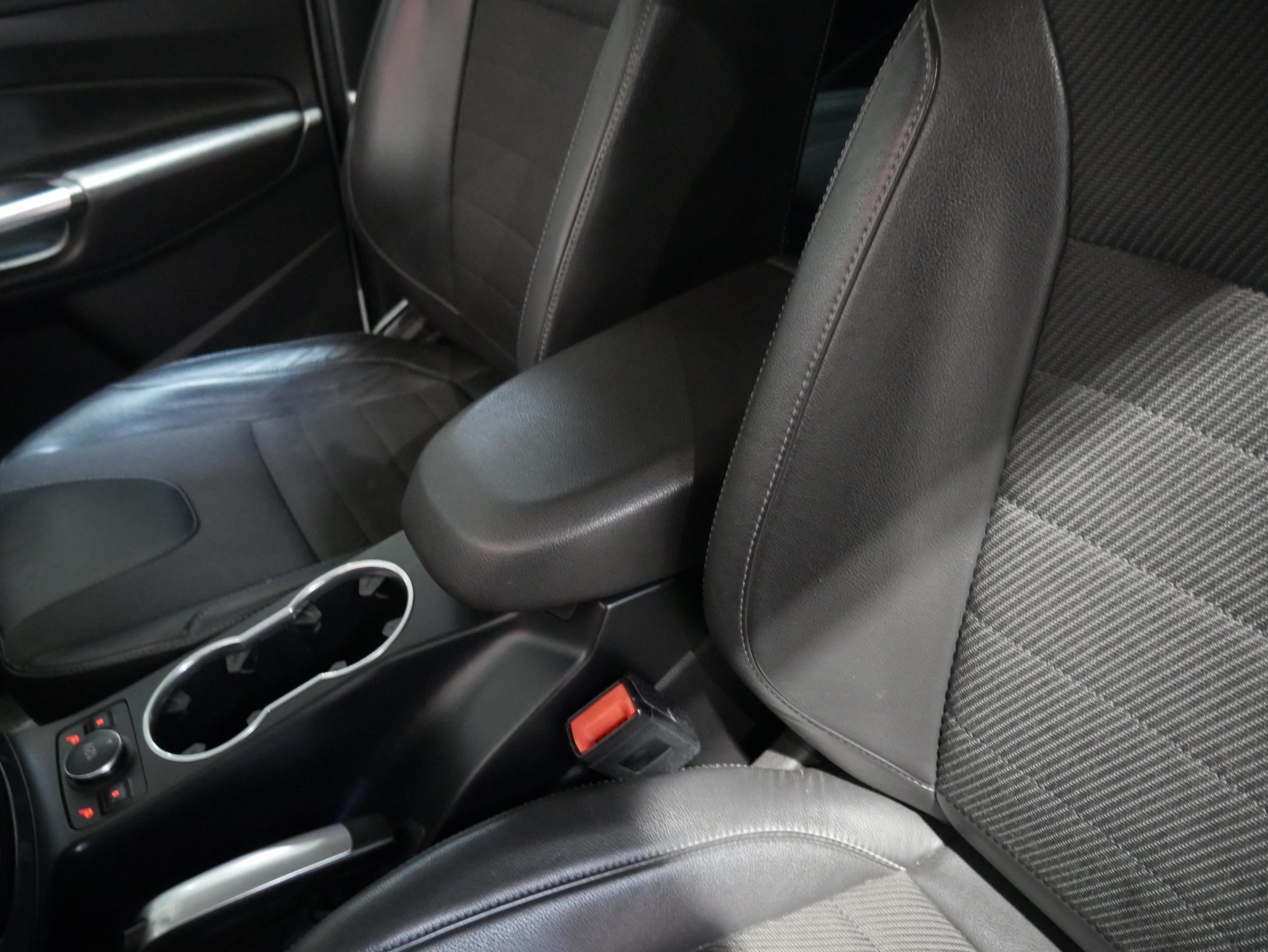 Ford Kuga, 2015 - pohled č. 16