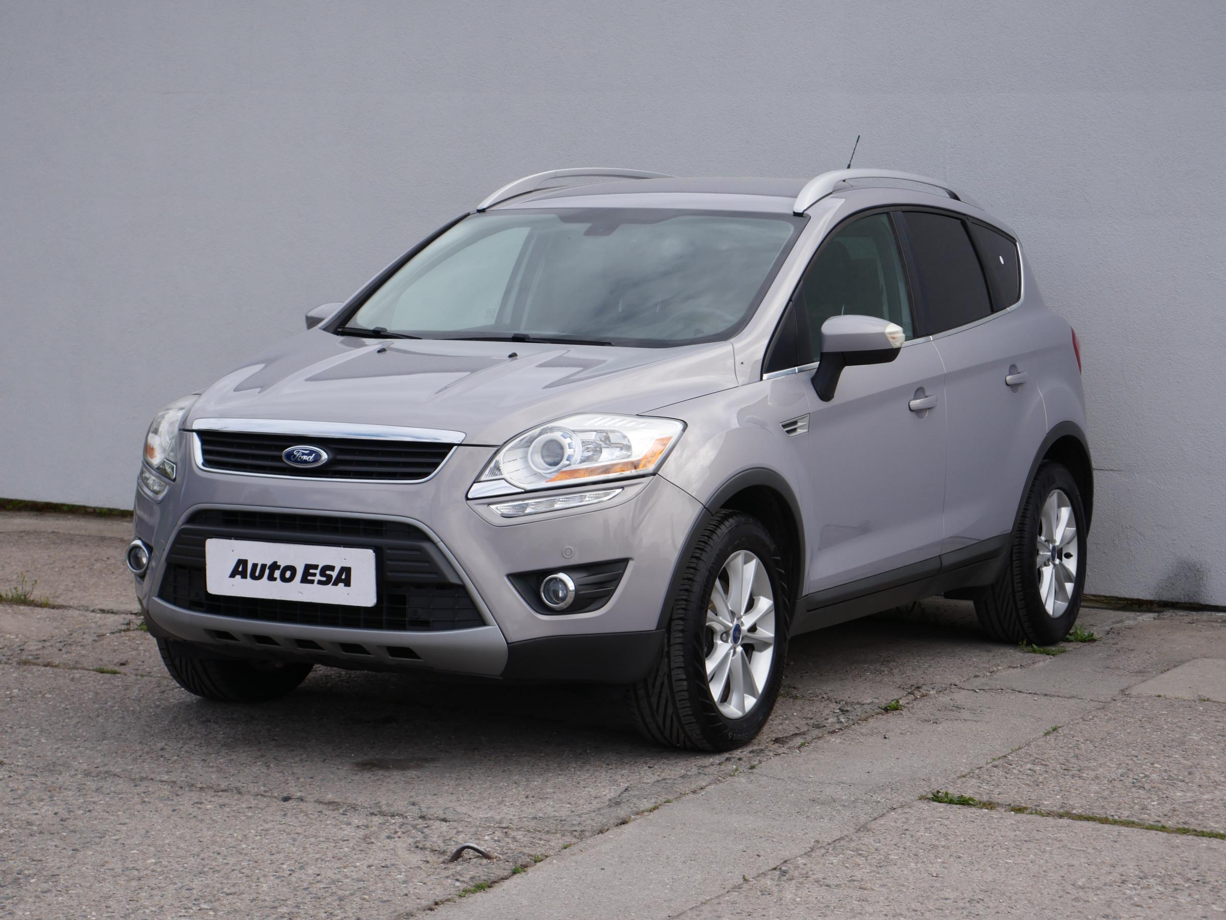 Ford Kuga, 2011 - pohled č. 3