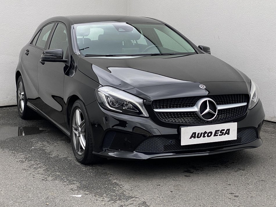 Mercedes-Benz Třída A 1.6 i  A180