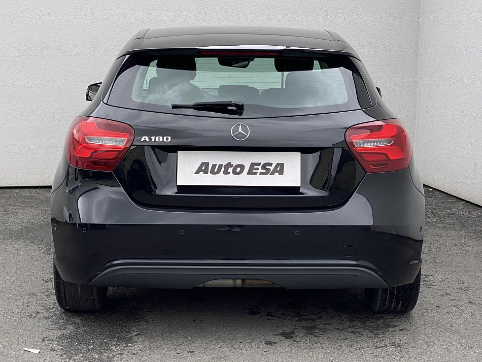 Mercedes-Benz Třída A 1.6 i  A180
