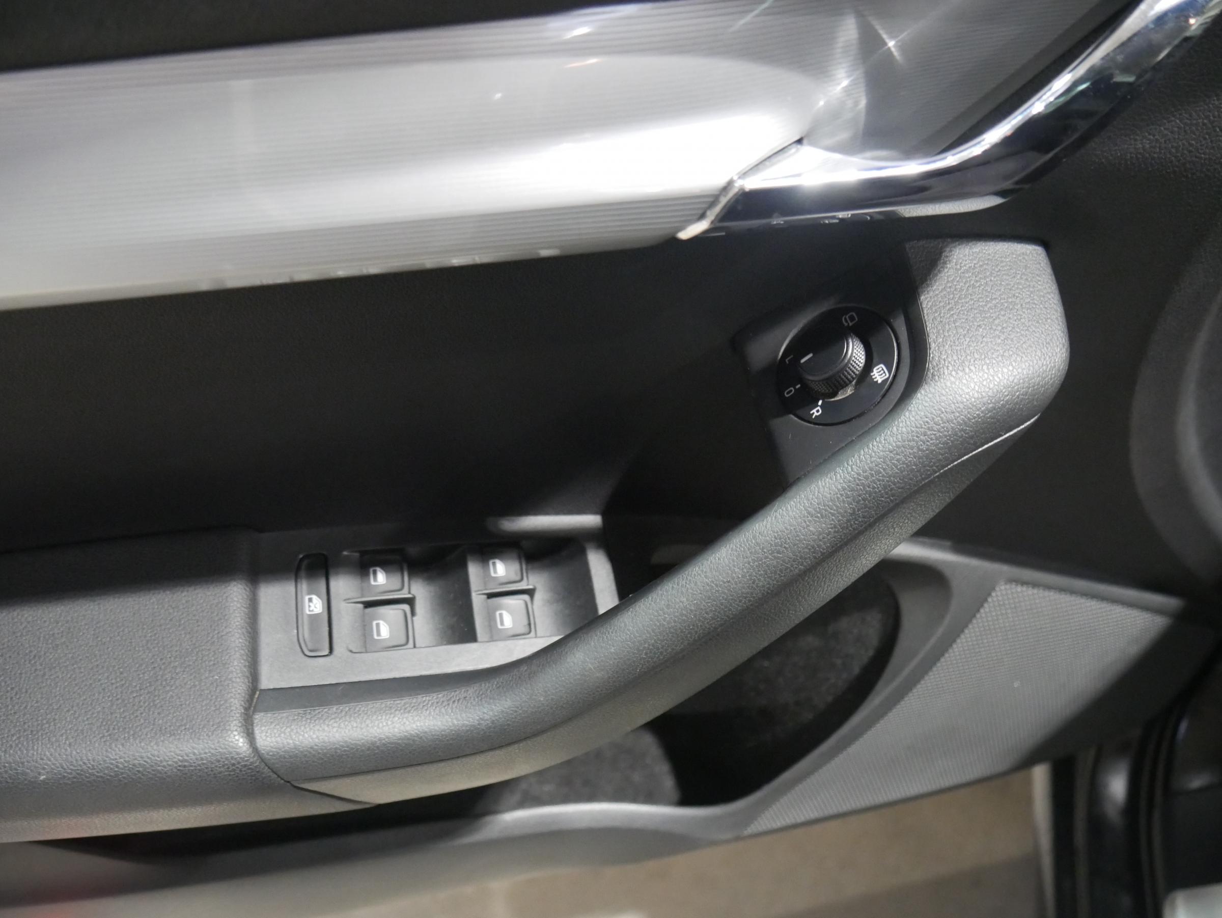 Škoda Octavia III, 2013 - pohled č. 11