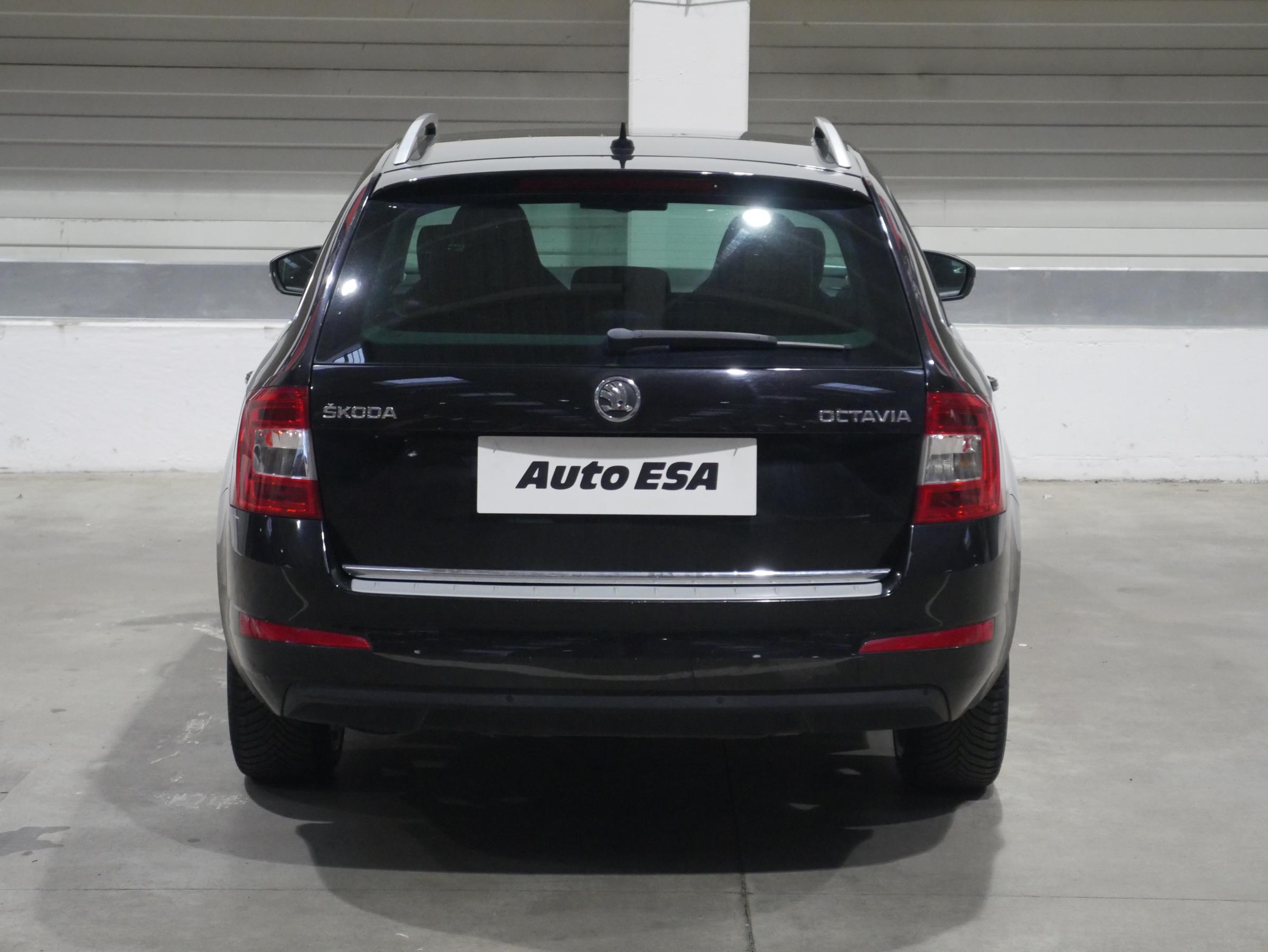 Škoda Octavia III, 2013 - pohled č. 5