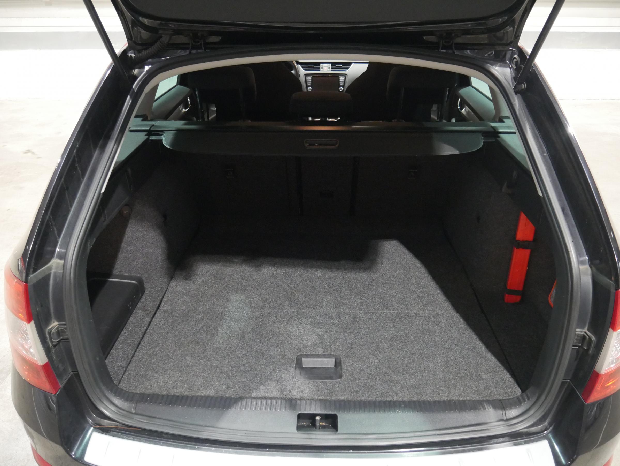 Škoda Octavia III, 2013 - pohled č. 7