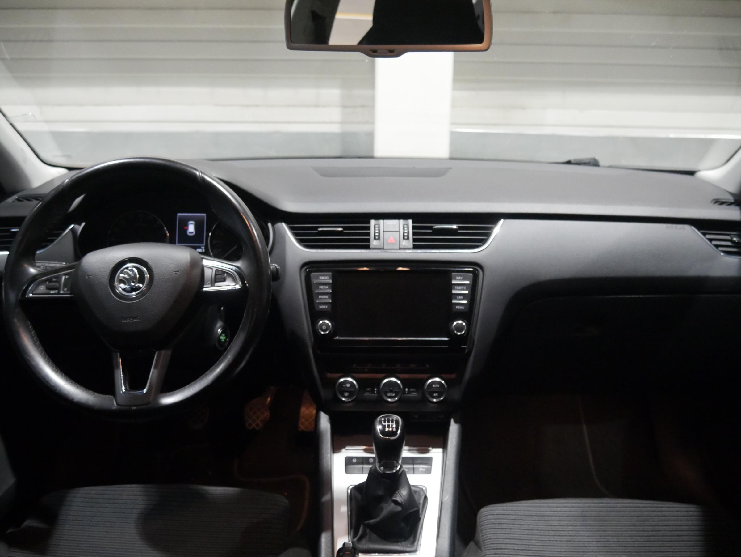 Škoda Octavia III, 2013 - pohled č. 8