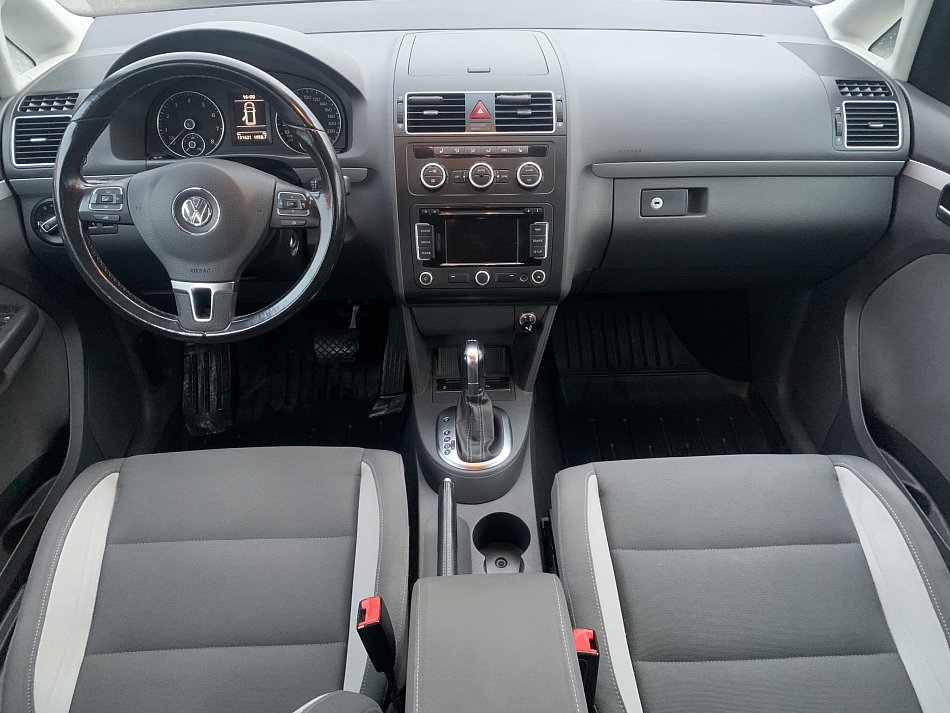 Volkswagen Touran 1.4TSi 