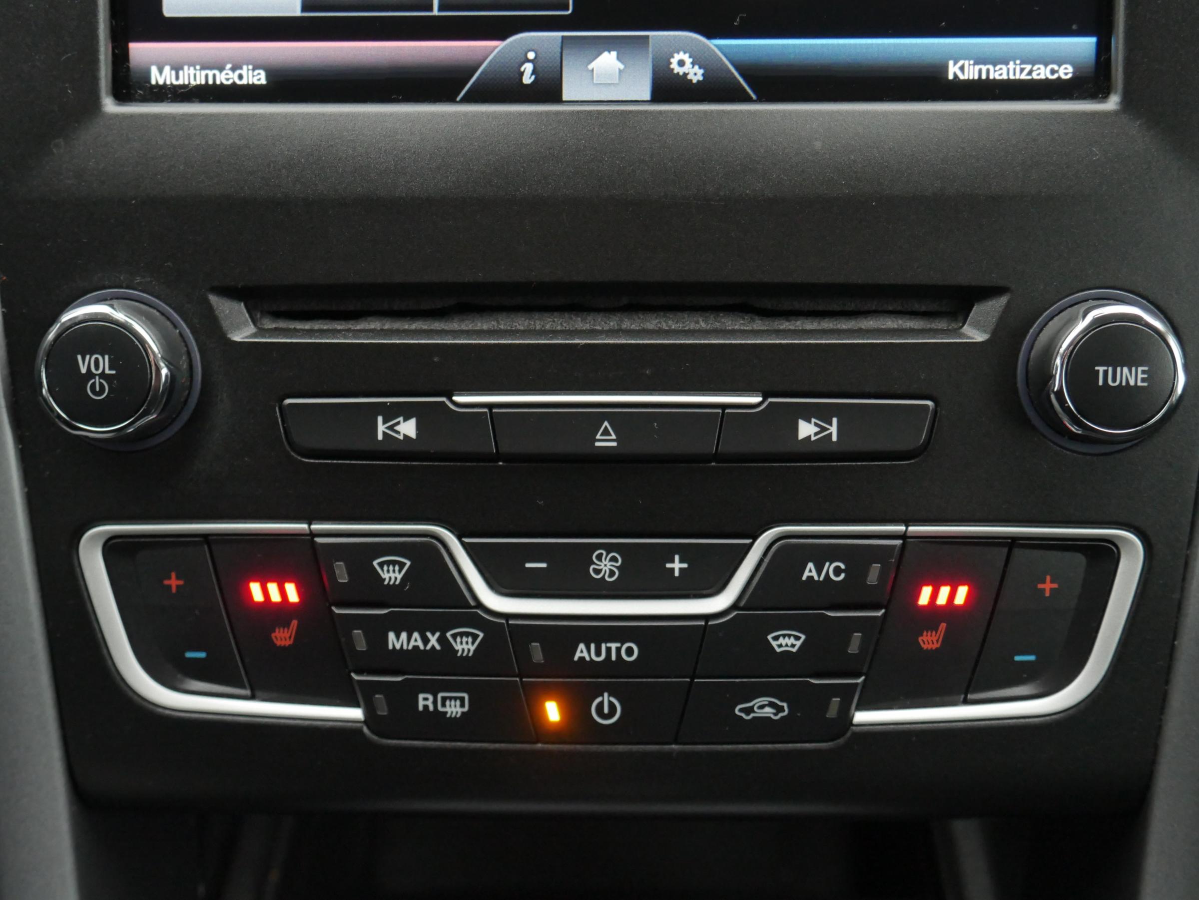 Ford Mondeo, 2016 - pohled č. 16