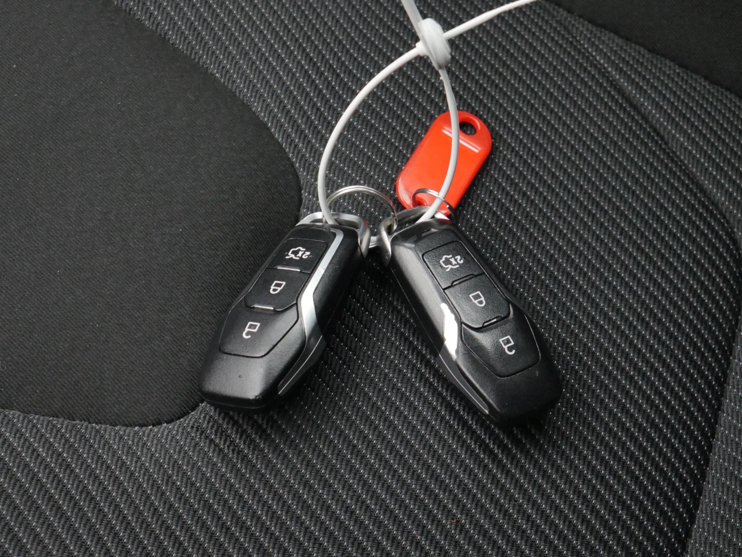 Ford Mondeo, 2016 - pohled č. 26