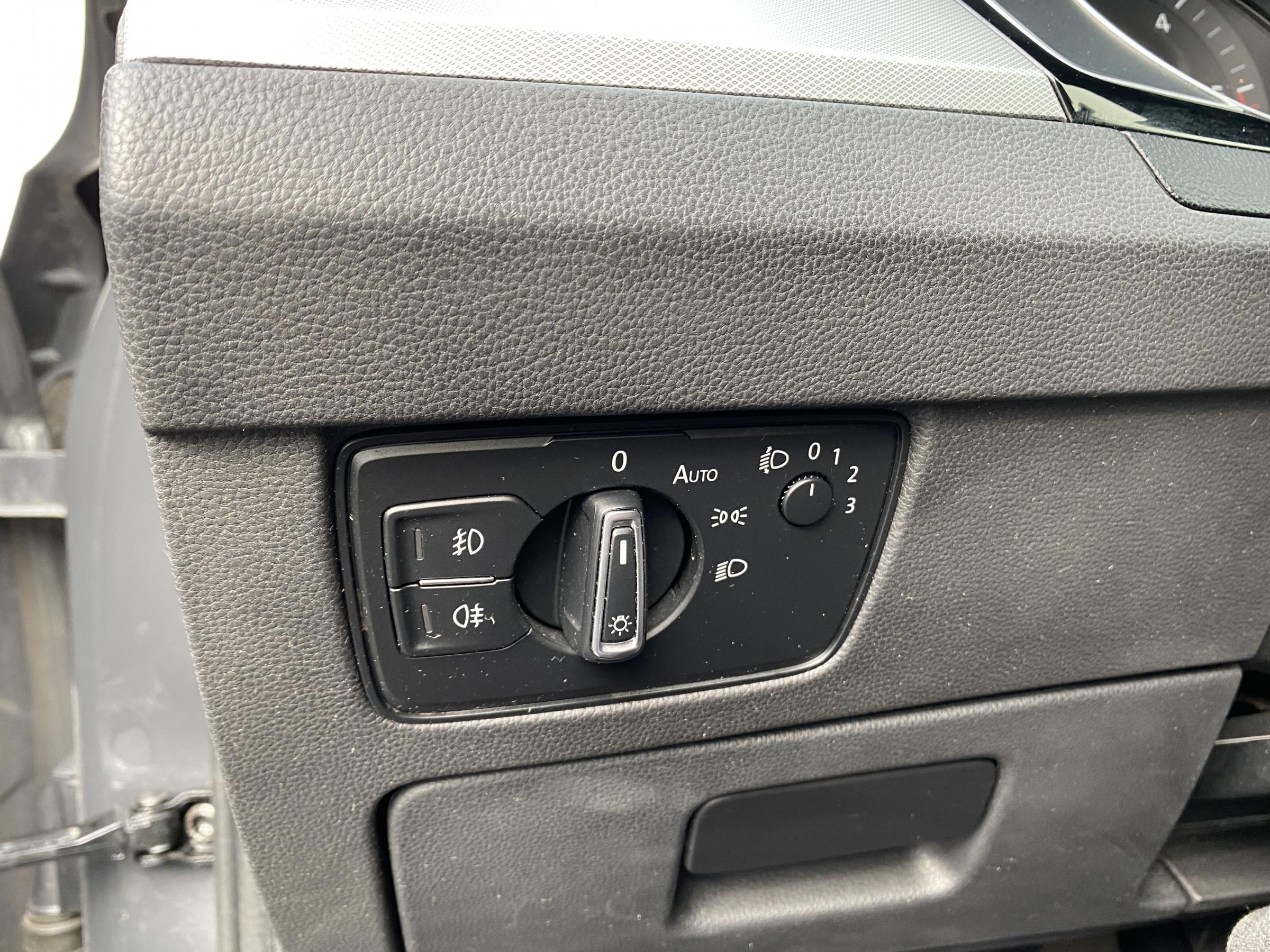 Volkswagen Passat, 2015 - pohled č. 15