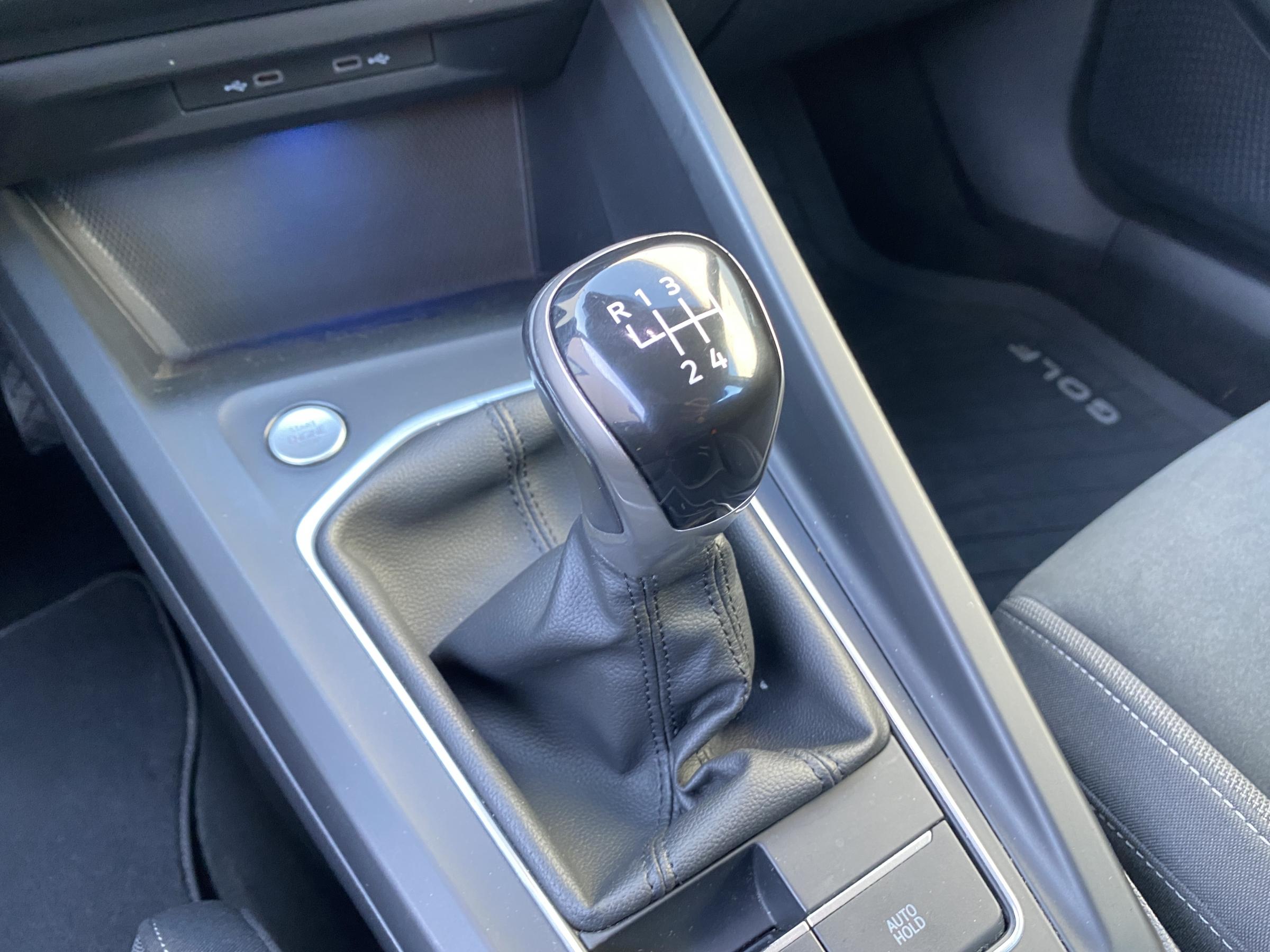 Volkswagen Golf, 2021 - pohled č. 16