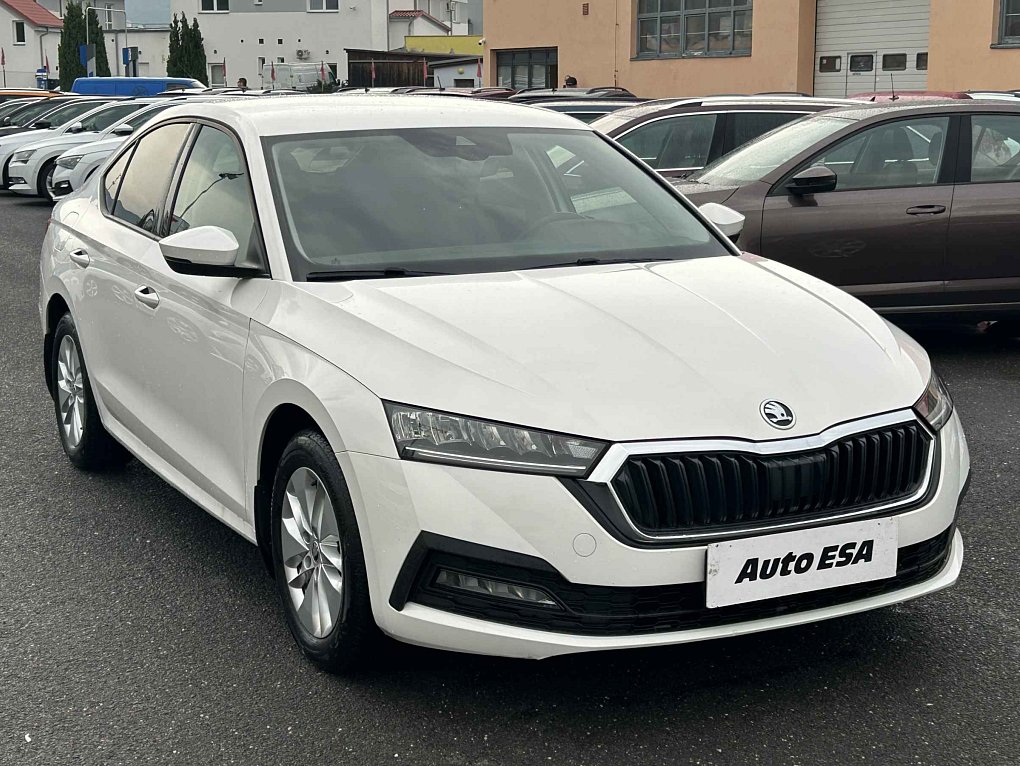 Škoda Octavia IV 2.0 TDi Ambition Plus
