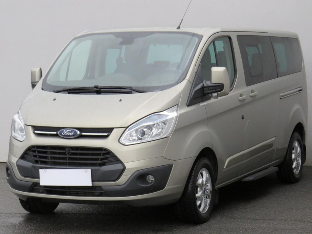 Ford Tourneo Custom, 2015 - pohled č. 3