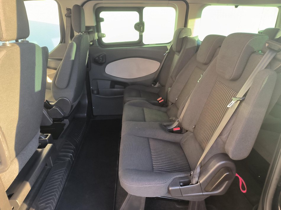 Ford Tourneo Custom 2.2TDCi Trend 8míst