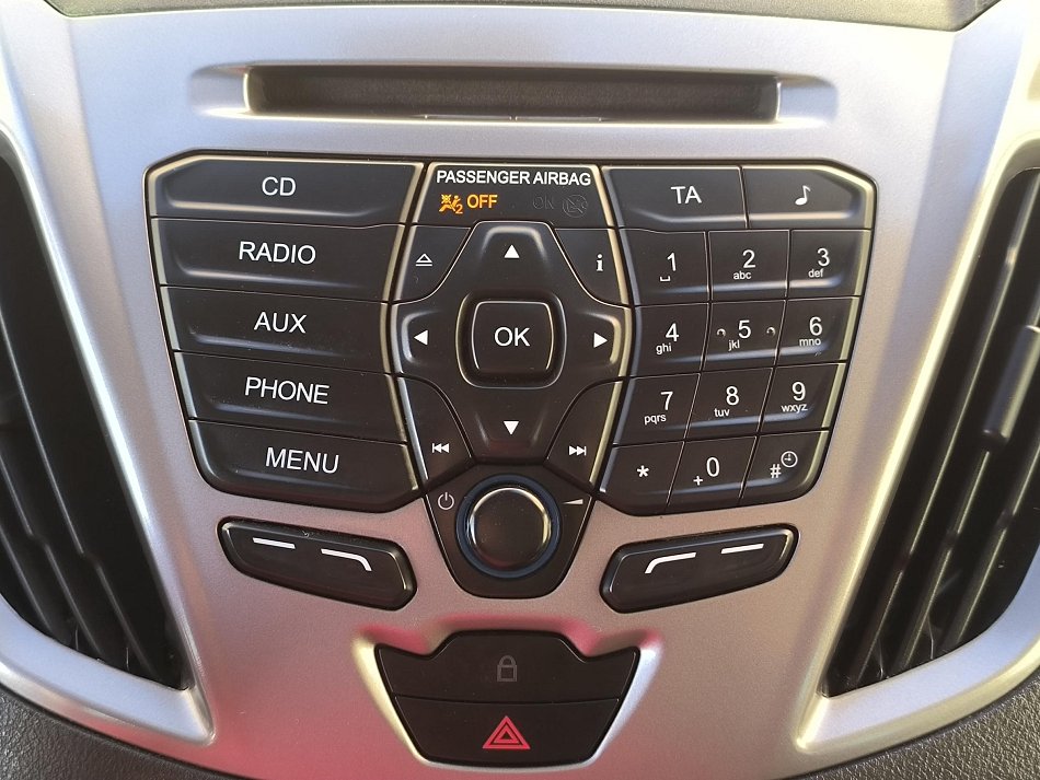 Ford Tourneo Custom 2.2TDCi Trend 8míst