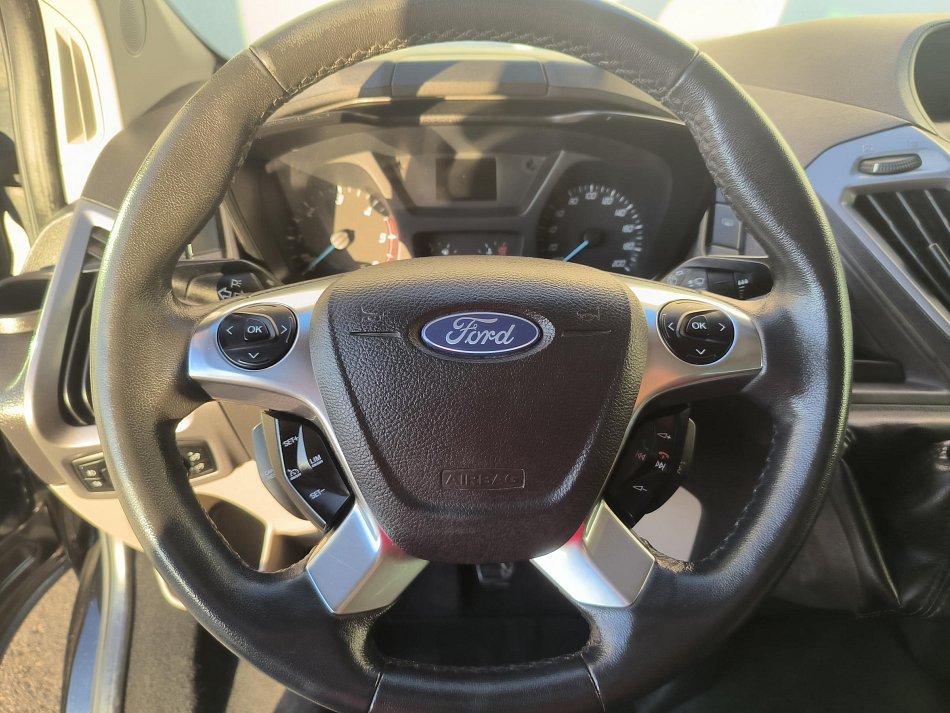 Ford Tourneo Custom 2.2TDCi Trend 8míst