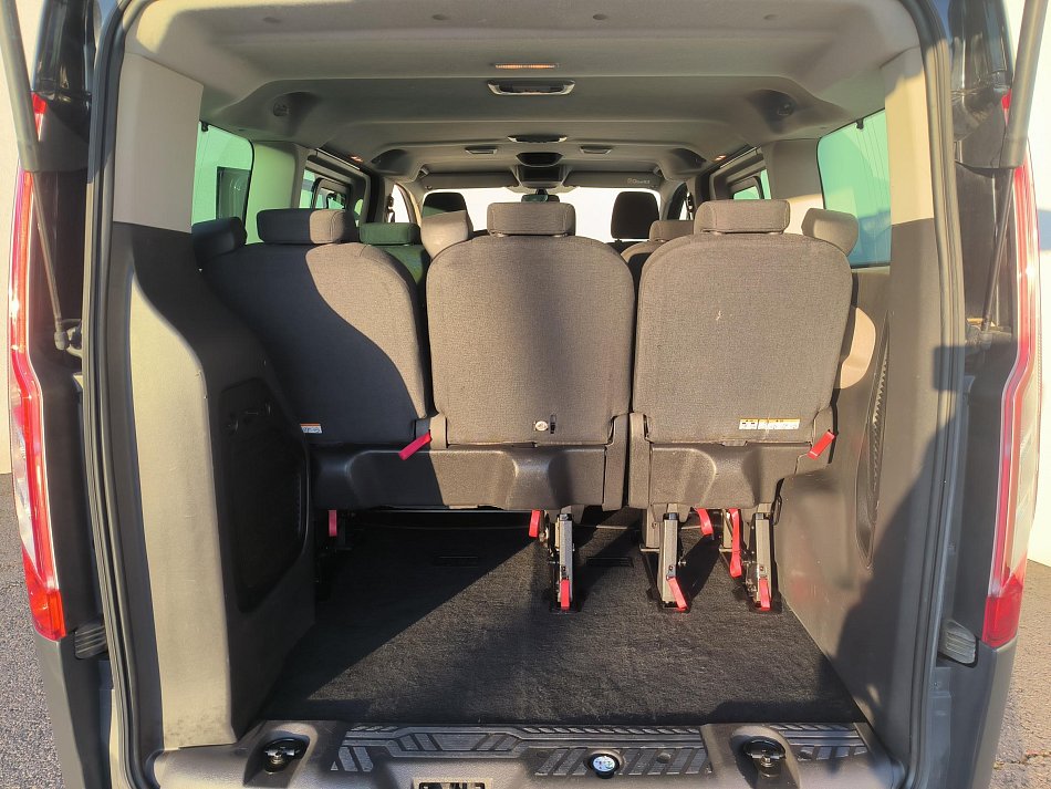 Ford Tourneo Custom 2.2TDCi Trend 8míst