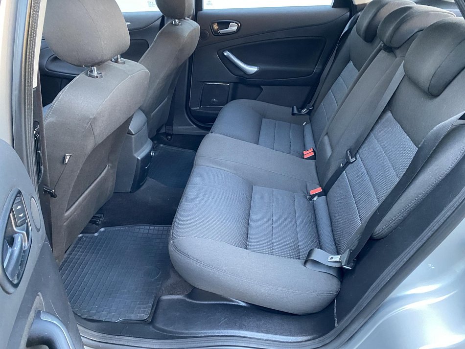 Ford Mondeo 1.8 TDCi 