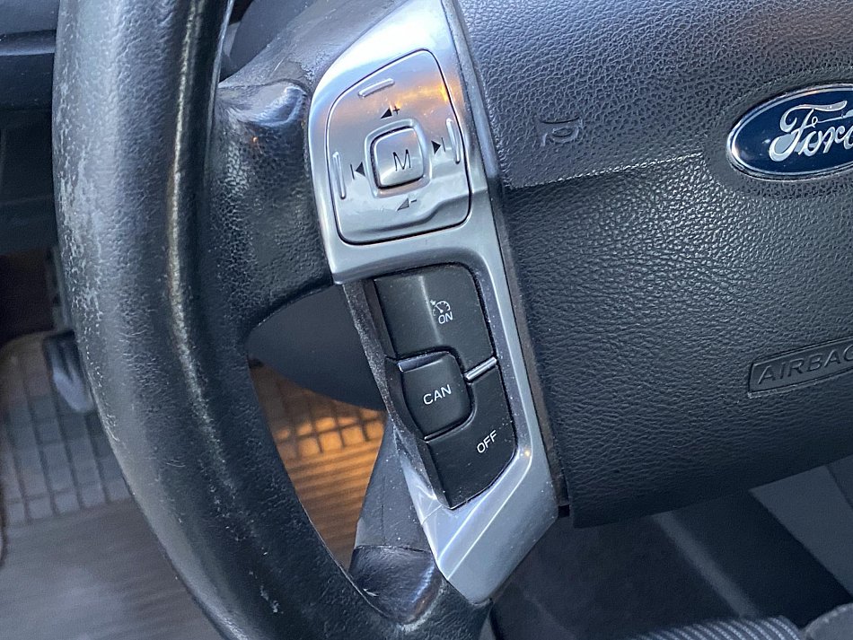 Ford Mondeo 1.8 TDCi 