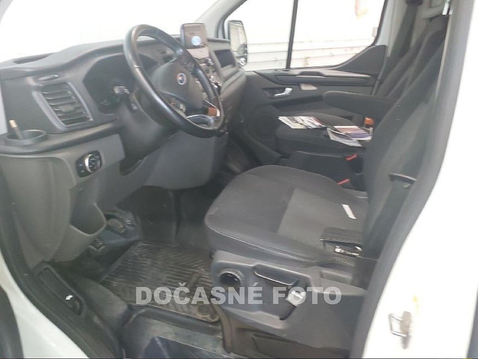 Ford Transit Custom 2.0TDCi Trend L2H1 5míst