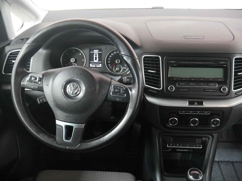 Volkswagen Sharan 2.0 TDi 