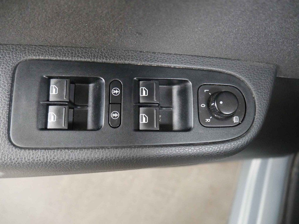 Volkswagen Sharan 2.0 TDi 