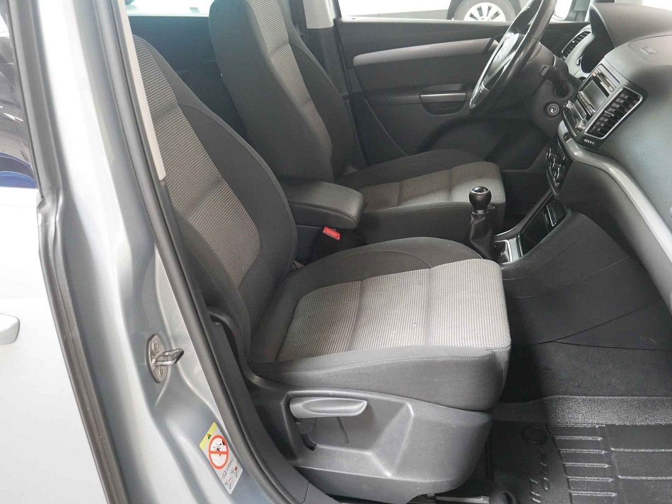 Volkswagen Sharan 2.0 TDi 