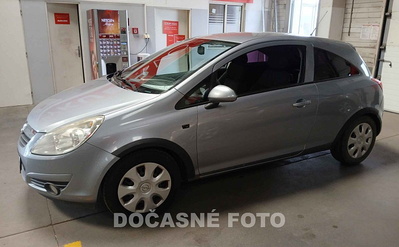 Opel Corsa 1.0i 