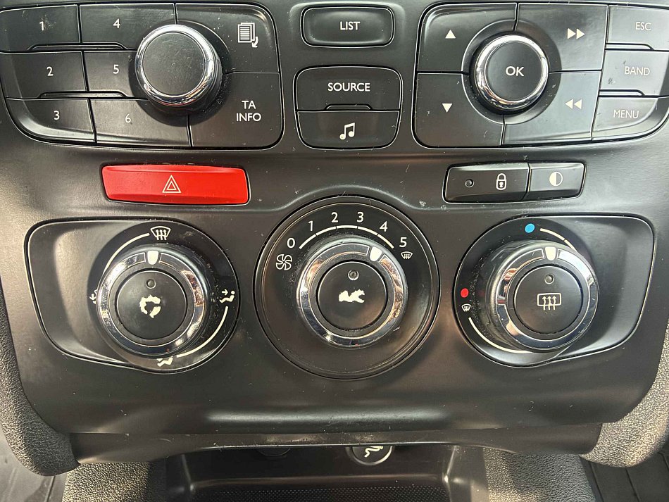 Citroën C4 1.6i 