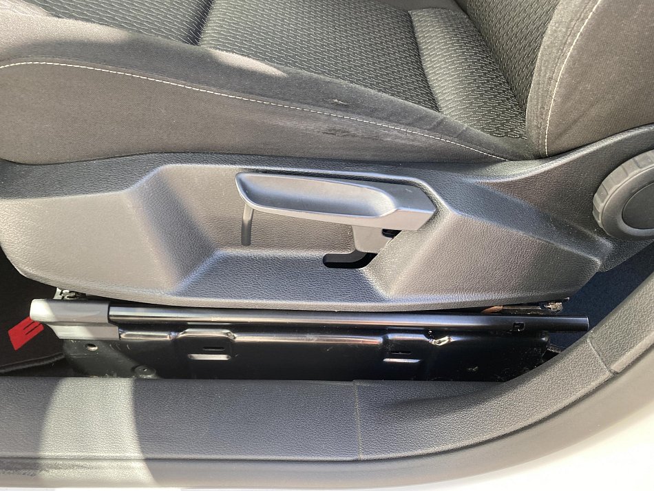 Volkswagen Caddy 2.0TDi  MAXi 7míst