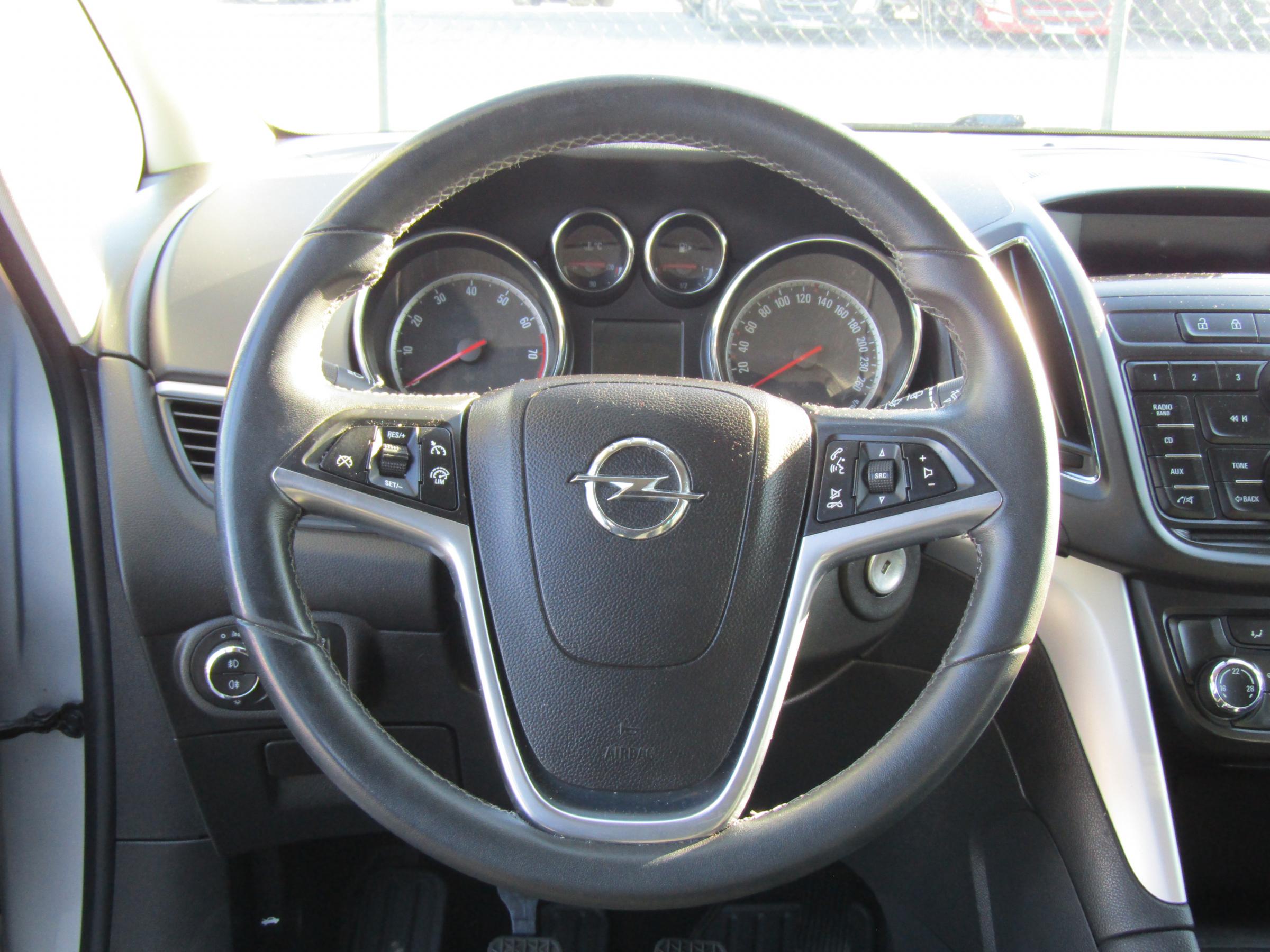 Opel Zafira, 2012 - pohled č. 11