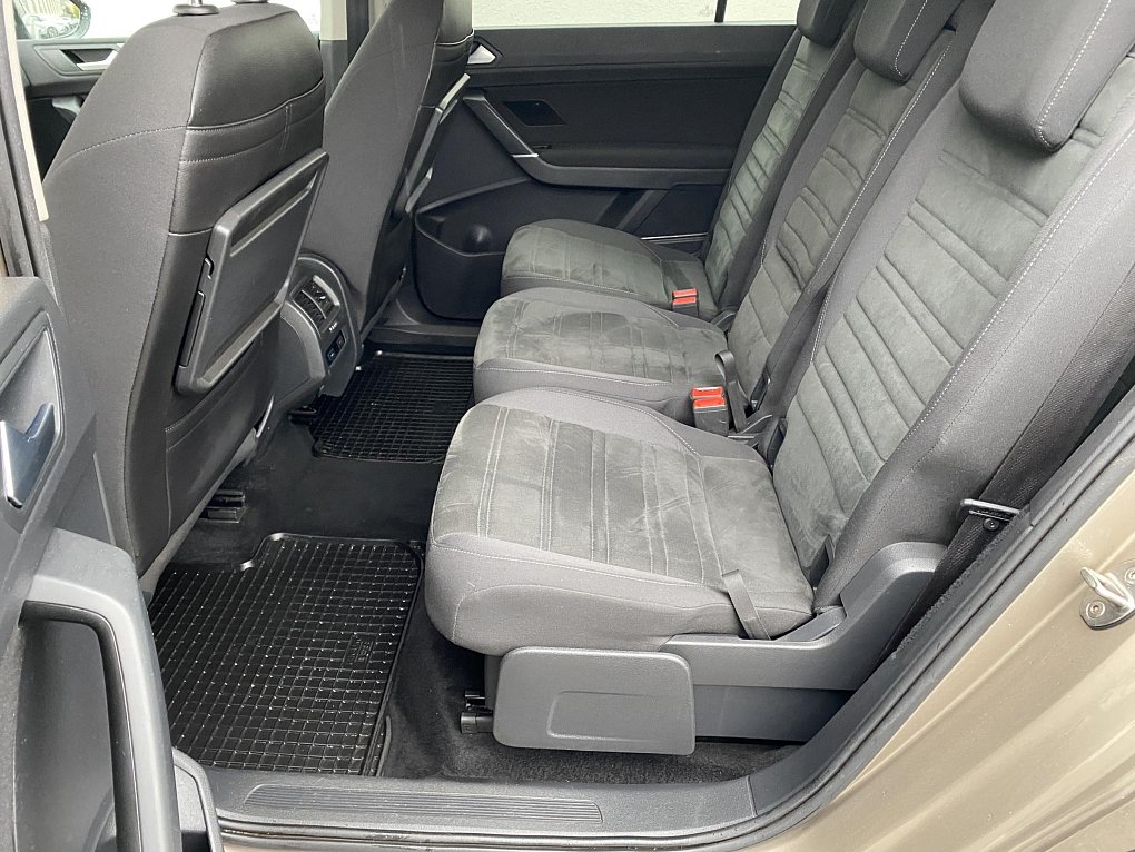 Volkswagen Touran 1.5 TSi Highline