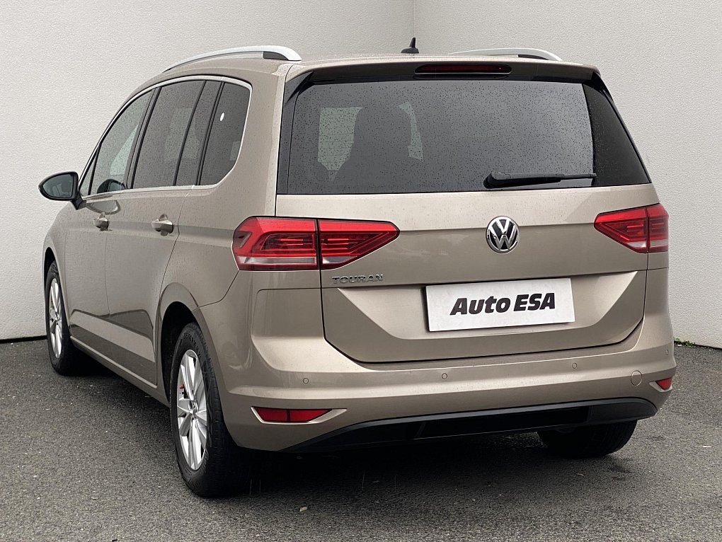 Volkswagen Touran 1.5 TSi Highline