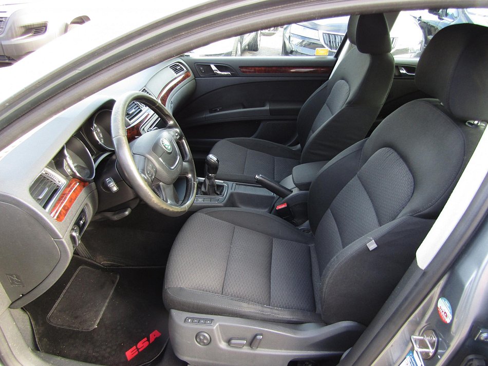 Škoda Superb II 2.0 TDi Elegance