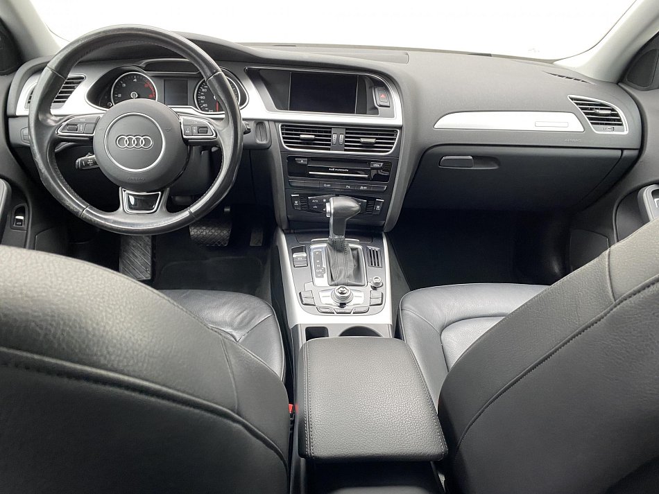 Audi A4 3.0 TDi S-line Quattro