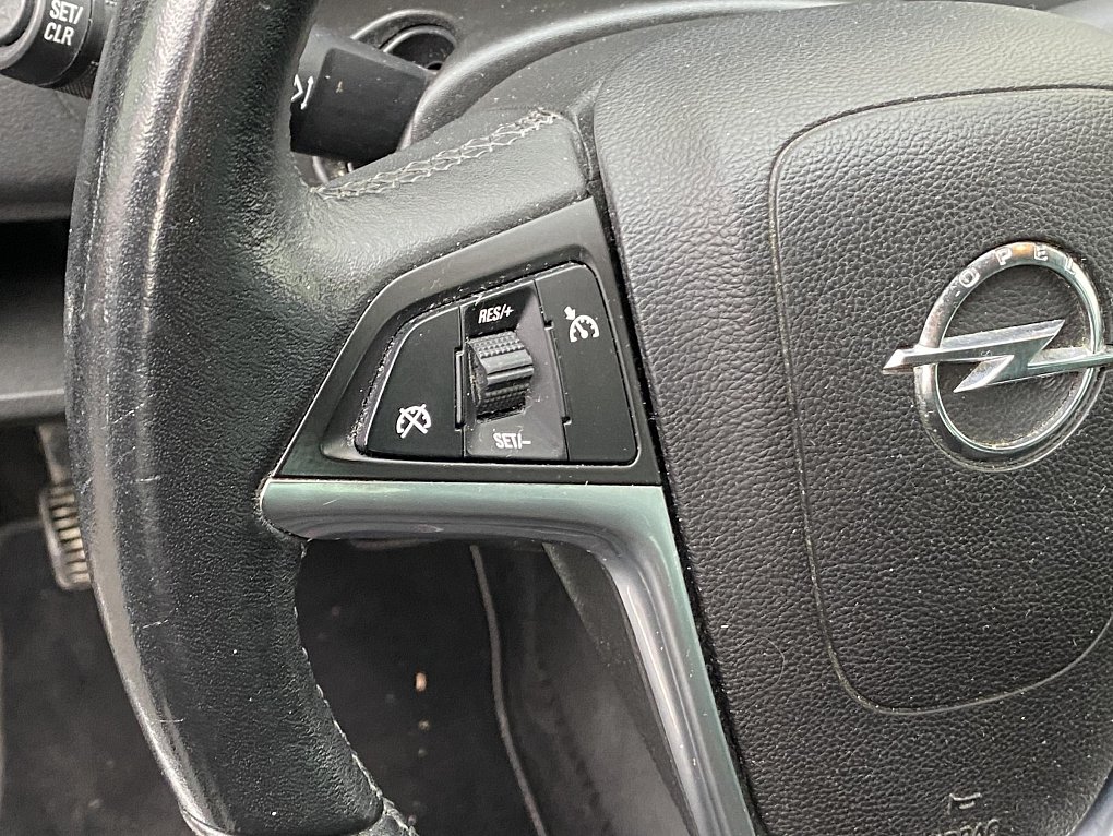 Opel Meriva 1.4T Edition 150