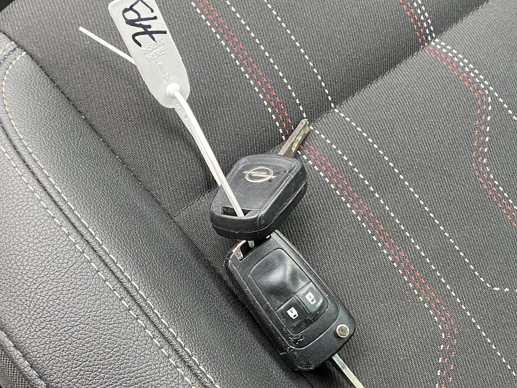 Opel Meriva 1.4T Edition 150