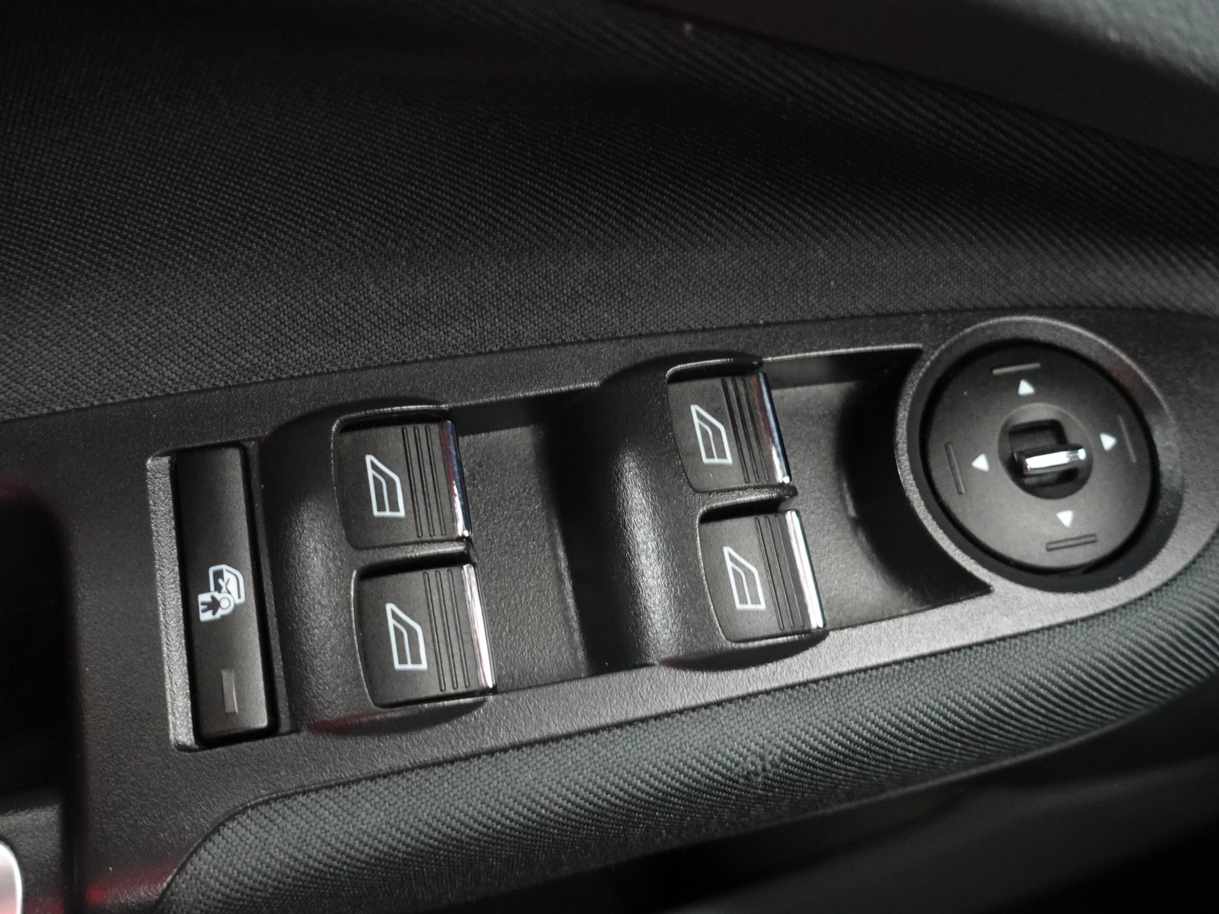 Ford Grand C-MAX, 2011 - pohled č. 14