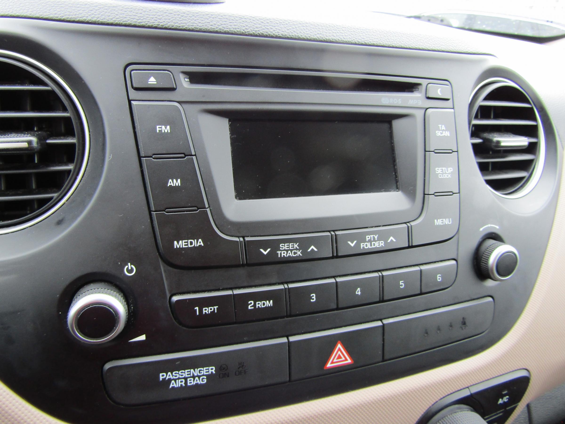 Hyundai i10, 2016 - pohled č. 11