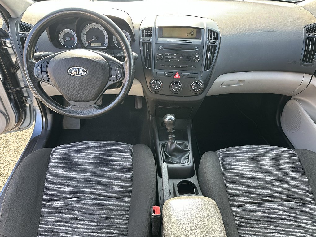 Kia Ceed 1.4i 