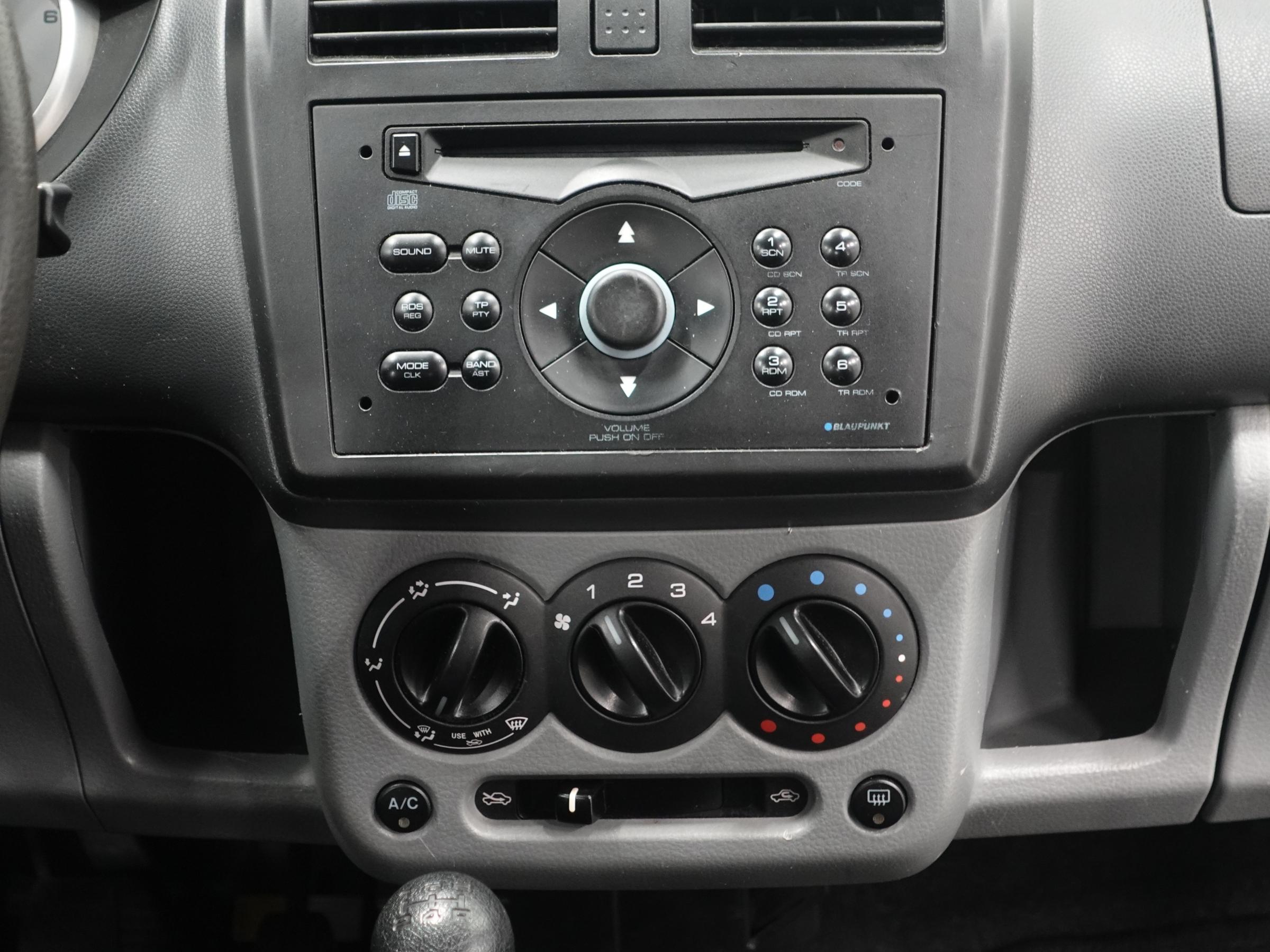 Suzuki Ignis, 2004 - pohled č. 8