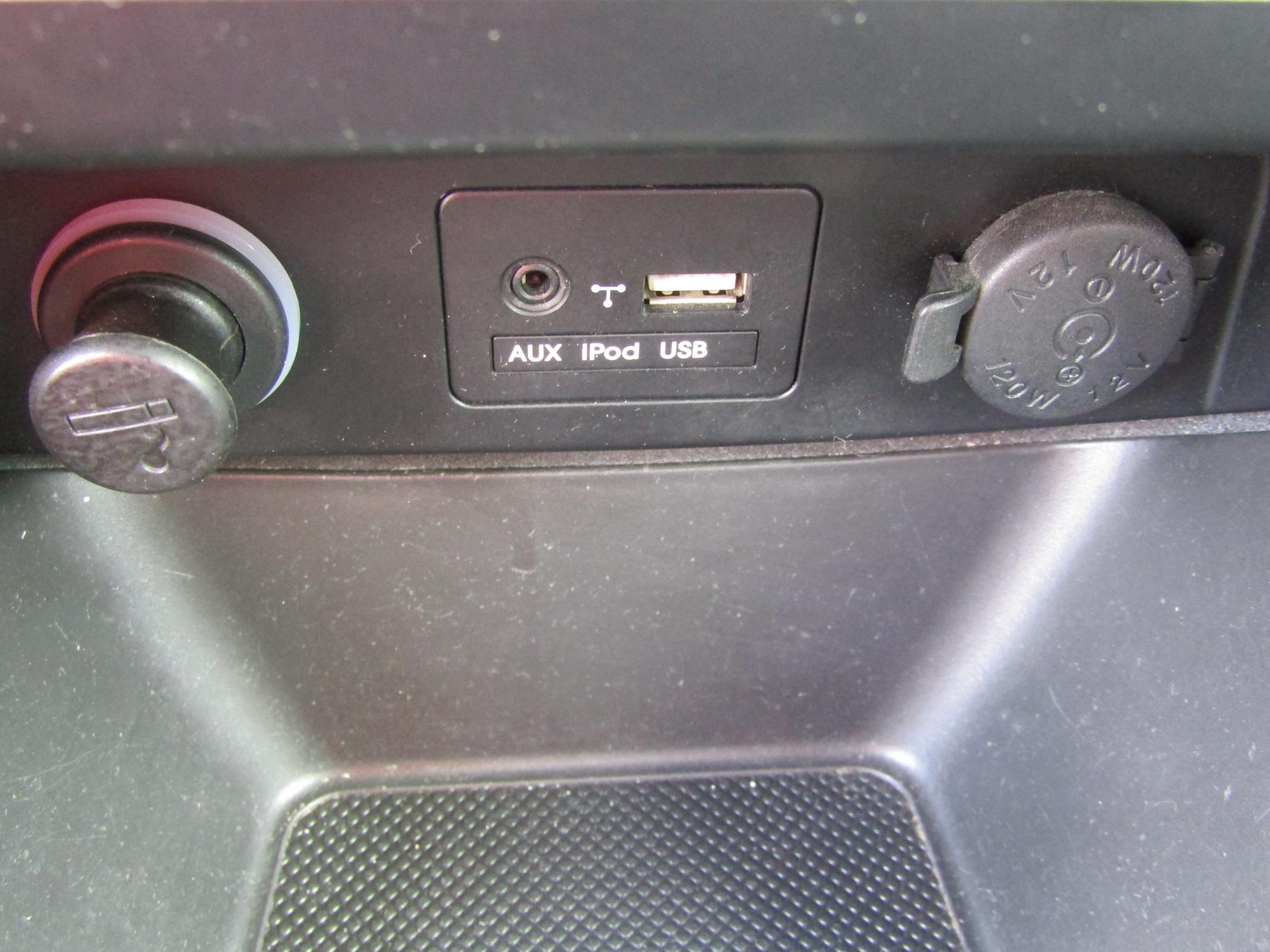 Kia Sorento, 2011 - pohled č. 19